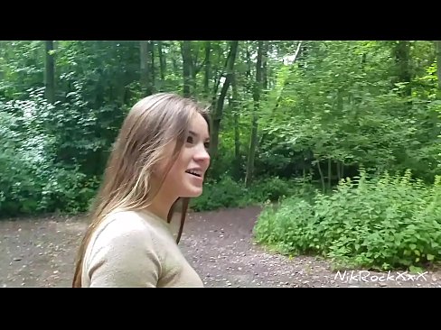 ❤️ Evelinari toki publiko batean izorratzen genuela proposatu nion! Baietz esan zuen. Orduan ipurdian izorratu eta ahoan esperma. Orduan bere burua haserretu zen. ❤️ Sexu bideoa gurean eu.rionews.top